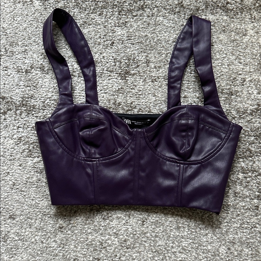 ❤️ 2/$25 ZARA Faux Leather Purple Crop Top Bustier with Side Zipper Size XS